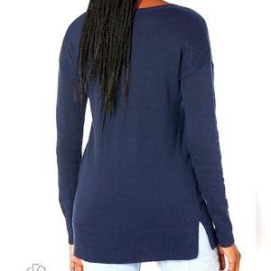 Amazon Essentials Lightweight Long-Sleeve V-Neck Tunic Sweater Size Large
